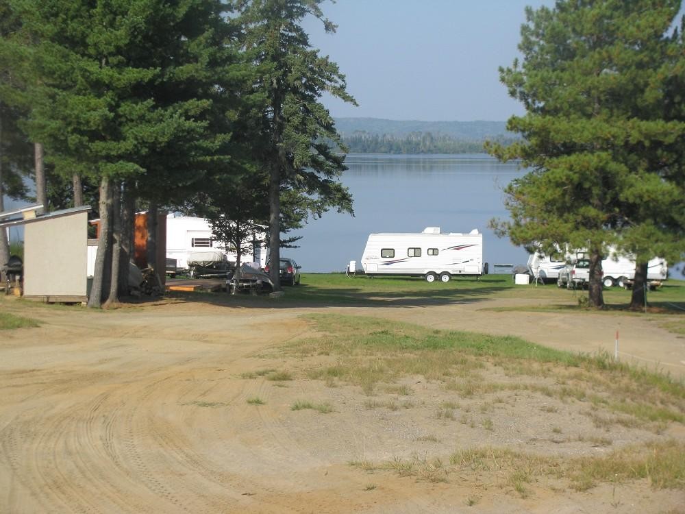 Bear Cabin Lodge