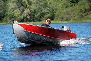 Boat Rentals at Kab Lake